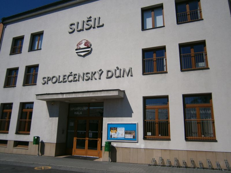 Sportovní hala a společenský dům Sušil